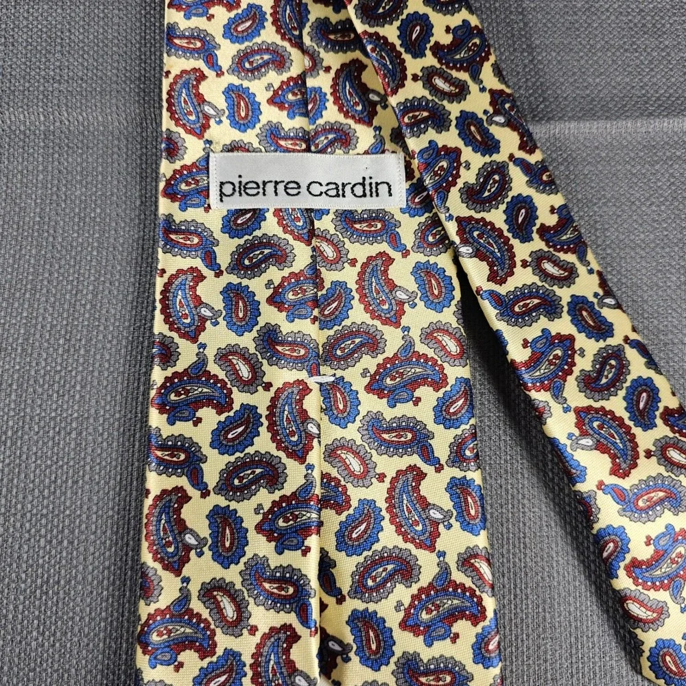 Pierre Cardin Mens Paisley Necktie Yellow Blue Red Made in USA‎ RN 20485